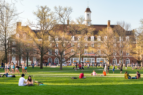 University of Illinois college campus in Urbana Champaign Leigh Trail / Shutterstock.com