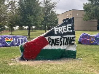 "FREE PALESTINE" written on UT Dallas Spirit Rocks