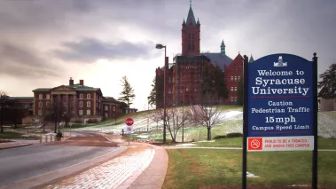 Syracuse University entrance sign 