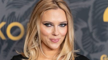 Scarlett Johansson attends the 2023 God's Love We Deliver Golden Heart Awards at The Glasshouse in New York on October 16, 2023